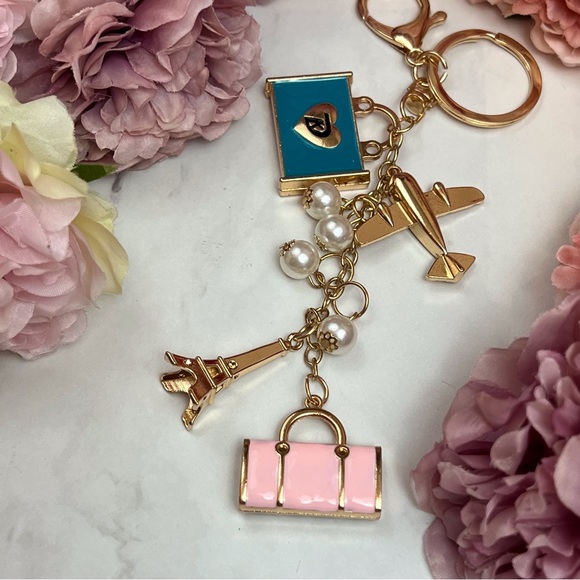 Stunning Airplane Eiffel Tower Travel Bag Keychain Charm - Picture 11 of 16